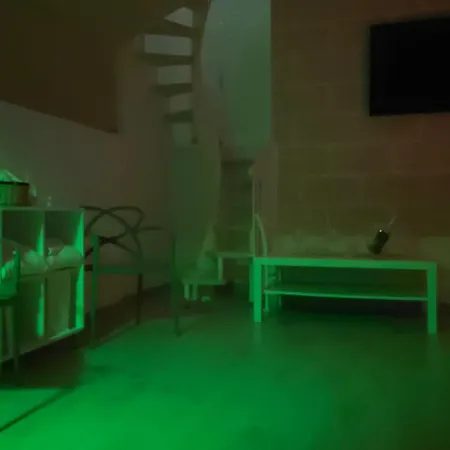 Affittacamere Nenè, E