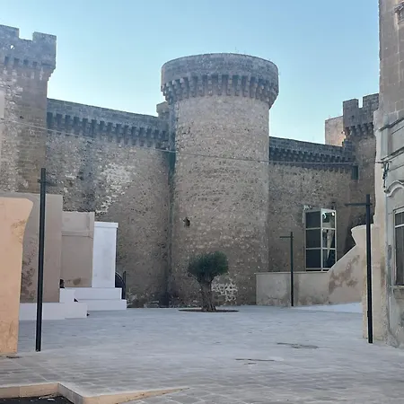Nene, E Gasthuis Pulsano